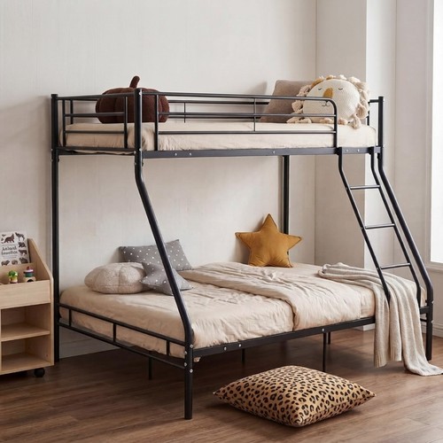 Sturdy metal triple bunk - sturdy,